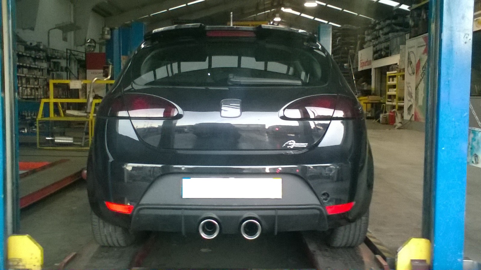 EXHAUST LINE APPLICATION TO THE CENTRE SEAT LEON